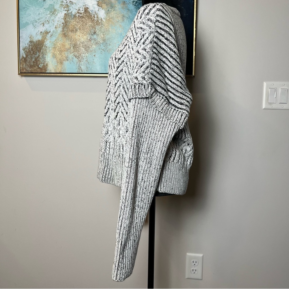 DKNY Jeans Herringbone Sweater - Picture 4 of 10